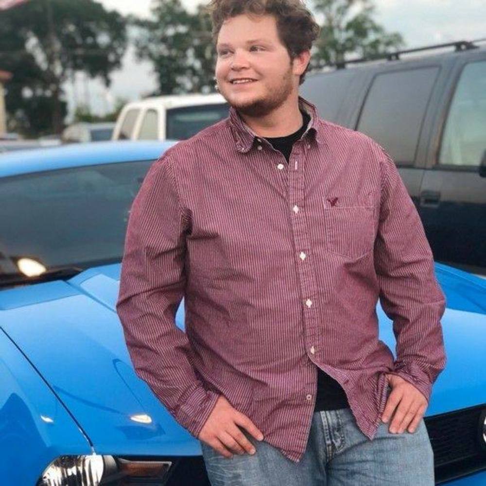 Meet your Posher, Travis